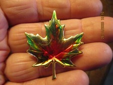 Ancienne jolie broche d'occasion  Charnay-lès-Mâcon