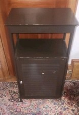 Brown bathroom den for sale  Hinton