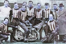 Southampton saints 1958 for sale  FARINGDON