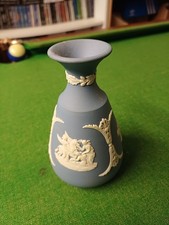 Wedgwood jasperware vase for sale  CLEETHORPES