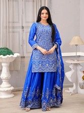 Salwar kameez party d'occasion  Expédié en Belgium