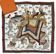 Hermes scarf beloved d'occasion  Expédié en Belgium