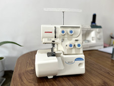Janome 8002D 4-nitkowa verlocker – działa, drobne uszkodzenia (szczegóły w aukcji), używany na sprzedaż  Wysyłka do Poland