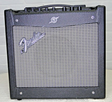 Amplificador de guitarra Fender Mustang I (V.2) 70 amp - Funcionando comprar usado  Enviando para Brazil