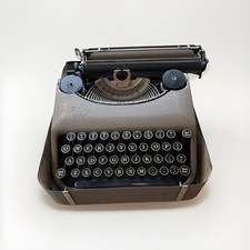 Vintage manual typewriter. for sale  Rochester