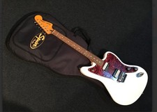 Guitarra elétrica Squier da Fender Jaguar WHT/R vintage modificada SN ICS11148304 comprar usado  Enviando para Brazil
