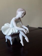 Porcellana lladro ballerina usato  Italia