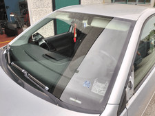 6q0845011be parabrezza volkswa usato  Italia