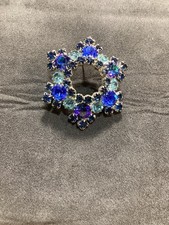 Broche vintage Karu Arke Inc. tom prata azul strass EUA por volta de 1950’s 60’s comprar usado  Enviando para Brazil