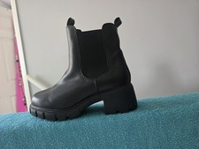 Women size 8eee for sale  AMMANFORD