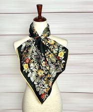 25 silk scarfs for sale 25 silk scarfs for sale Bronx
