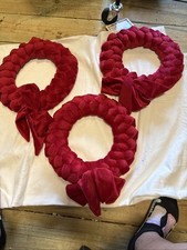 Lot red wreaths for sale  Brunswick