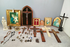 Lot objets devotion d'occasion  Yffiniac