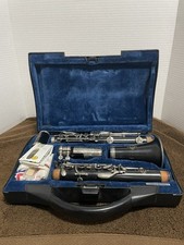 Clarinete Buffet Crampon France E-11- com estojo. Feito na Alemanha. Não testado comprar usado  Enviando para Brazil