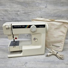Mini máquina de costura vintage Toyota modelo 6004 braço livre portátil 120V 55W em ziguezague comprar usado Mini máquina de costura vintage Toyota modelo 6004 braço livre portátil 120V 55W em ziguezague comprar usado  Enviando para Brazil