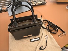 Amanda wakeley women for sale  SALISBURY