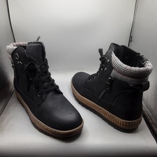 Wanderlust tina boots for sale  Medina