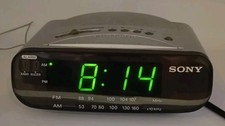 Sony icf c212 for sale  SOUTHAMPTON