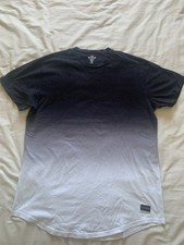 Tee shirt noir d'occasion  Francheville