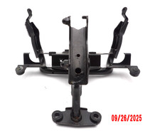 2009 09 Yamaha FZ6S FZ6 Fazer suporte de suporte para espelho superior dianteiro comprar usado 2009 09 Yamaha FZ6S FZ6 Fazer suporte de suporte para espelho superior dianteiro comprar usado  Enviando para Brazil