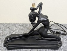 Lâmpada preta escultural estátua feminina nua art déco vintage 13,5 x 10 funciona! comprar usado  Enviando para Brazil