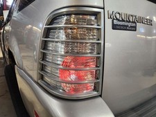 Lanterna traseira esquerda do motorista quarto de painel montado se encaixa 06-10 MOUNTAINEER 1237305 comprar usado  Enviando para Brazil