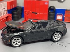 2017 17 Chevy Camaro SS conversível escala 1/64 capô de abertura 50º aniversário comprar usado 2017 17 Chevy Camaro SS conversível escala 1/64 capô de abertura 50º aniversário comprar usado  Enviando para Brazil