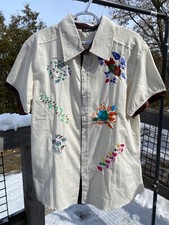 Camisa branca Armani Exchange com design de flores comprar usado  Enviando para Brazil