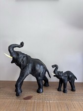 Lot éléphants cuir d'occasion  Mâcon