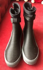 crewsaver boots for sale crewsaver boots for sale LEIGH-ON-SEA