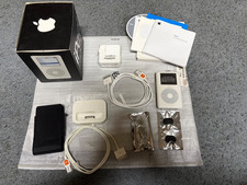 Novo (caixa aberta) Apple iPod 4ª geração 20Gb caixa original todos os acessórios comprar usado Novo (caixa aberta) Apple iPod 4ª geração 20Gb caixa original todos os acessórios comprar usado  Enviando para Brazil