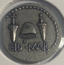 idi marzo usato idi marzo usato  Pavia