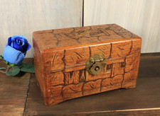 Antique hand carved d'occasion  Expédié en Belgium