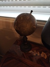 Rare ancienne mappemonde d'occasion  Hautmont