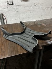 Pedana centrale piaggio usato Pedana centrale piaggio usato  Belpasso