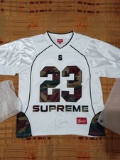 Maglietta supreme perfect usato  Savona