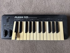 Alesis q25 usb for sale  SHEFFIELD
