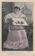 Femme elegante presente d'occasion  Vasles