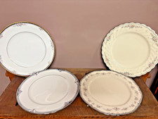 beautiful dinner set for sale  Alta Vista