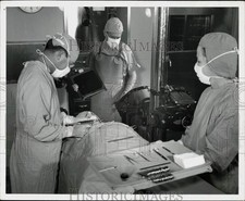 Press photo doctors for sale  Memphis