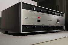 Amplificatore integrato akai usato  San Miniato