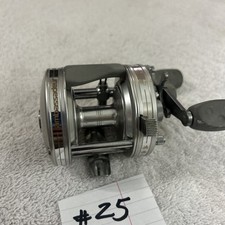 Carretel Abu Garcia Ambassadeur 5500 C3 destro Suécia excelente estado comprar usado  Enviando para Brazil