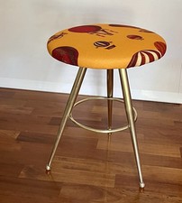 Sgabello anni ottone usato  Roma