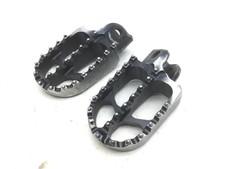 Coppia pedane poggiapiedi usato Coppia pedane poggiapiedi usato  Viareggio