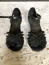 Pair skechers women for sale  Whitehouse Station
