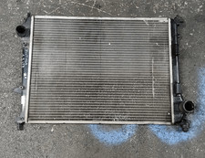 51867532 radiatore fiat usato  Italia