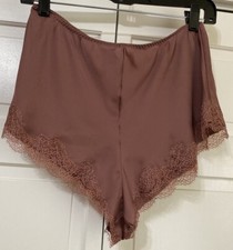 Victoria secret women for sale  Alpine