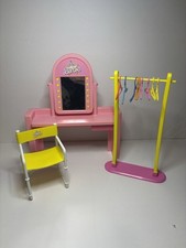 Cabide Mattel Barbie Superstar BACKSTAGE CAMARIM Cadeira Vaidade Rack de Roupas comprar usado  Enviando para Brazil