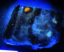 Minerali zircone fluorescente usato  Novara