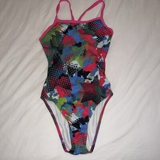 Maiô Jaked OnePiece costas abertas Tecknocamou verde/rosa alças de contraste pequeno comprar usado  Enviando para Brazil